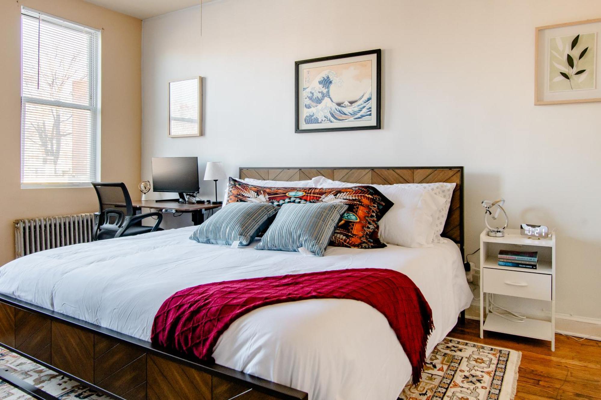 Apartment 2 Bedrooms At The Heart Of The City! Full Comfort! *