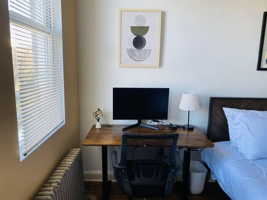 2 Bedrooms At The Heart Of The City! Full Comfort! Apartment *