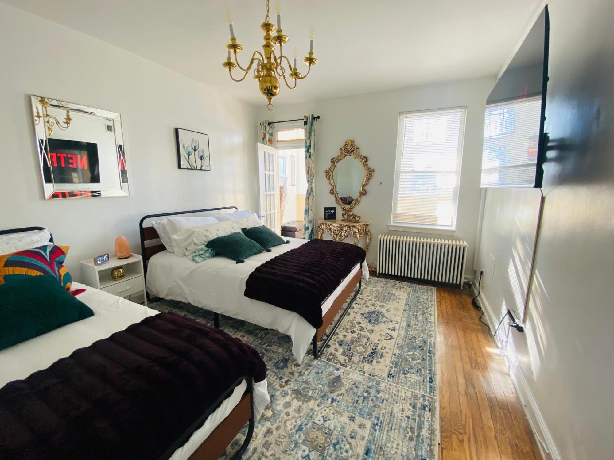 Apartment 2 Bedrooms At The Heart Of The City! Full Comfort! *