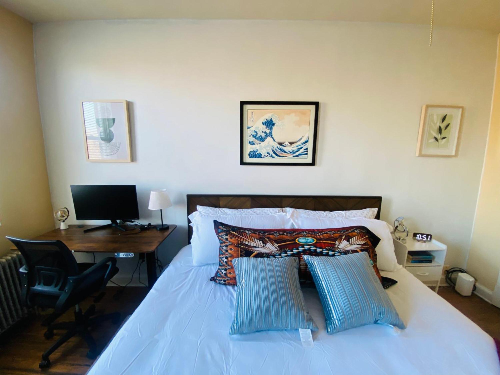 2 Bedrooms At The Heart Of The City! Full Comfort! * Washington